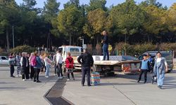 Gıda kolileri ihtiyaç sahipleriyle buluşturuldu