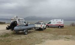 Kayıp adamı bulmak için gölde çalışma başlatıldı