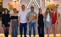 1207 Antalyaspor'dan şampiyonluk yemeği: Futbolcular şıklık yarışına girdi