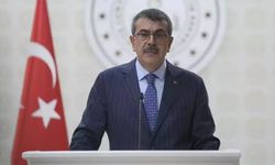 İstanbul'da eğitime deprem arası... Bakandan açıklama!