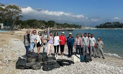 Kemer'de yerleşik yabancılardan temizlik