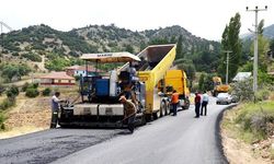 Köyler artık sıcak asfaltla buluşuyor