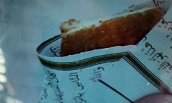 Skandal: Kantinci Kur’an-ı Kerim sayfalarını tost kağıdı yaptı