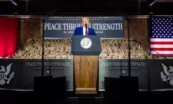 Trump, yarın Putin ve Zelenskiy ile 'ateşkes sürecini' görüşecek
