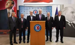 Kurtulmuş: Kamu işçilerimizin hak ettikleri emeklerinin karşılığı olan payı almalarını arzu ederiz