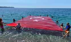 Denizlerde zafer ruhu