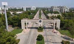 AÜ'de Çevre Hizmet Ödülleri açıklandı