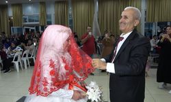 33 yıl sonra gelinlik ve damatlık giydiler