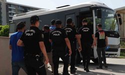 Antalya'da suçlu avı: 2 haftada bin 316 şahıs yakalandı                       bin 316 aranan şahıs