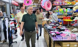 Kemer Belediye Başkanı Topaloğlu'ndan esnaf ziyareti