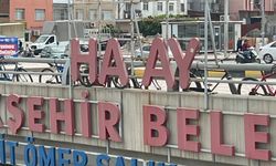 Ortadan kaybolmalarıyla merak uyandıran "T" harflerinin yer aldığı tabelalar yenilendi