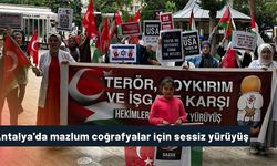 Antalya'da mazlum coğrafyalar için sessiz yürüyüş