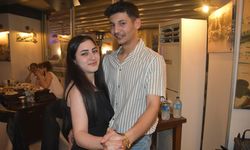 Eski Sona Meyhane’de romantik evlilik teklifi
