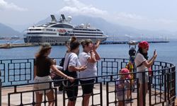 Lüks kruvaziyer Alanya'da