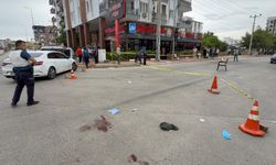 Sokak savaşına döndü: Silah, bıçak ve sopalar konuştu, 4 yaralı