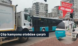 Çöp kamyonu otobüse çarptı