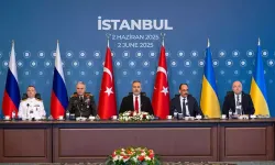 Rusya ve Ukrayna heyetleri İstanbul'da: Hakan Fidan'dan üçlü toplantı açılışında açıklama