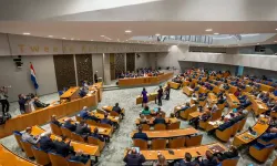 Hollanda'da erken seçim tarihi belli oldu