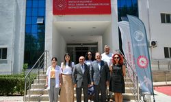 Yaşlılara sağlık dokunuşu