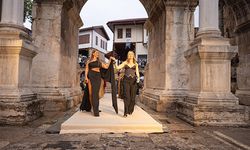 Tarih ile moda buluştu