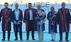 53 yaşında üniversiteden mezun oldu: Bölümü birincilikle bitirdi