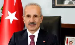 Bakan Uraloğlu: İran'da kalan uçaklarımızı Türkiye'ye geri getiriyoruz