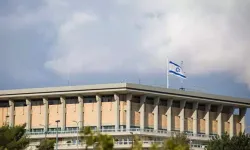 Koalisyon ortağı İsrail hükümetinden çekildi