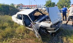 Manavgat’ta korkutan kaza: Tofaş hurdaya döndü