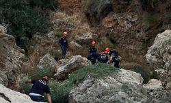 Antalya’da kayalıklardan düşen turist hayatını kaybetti