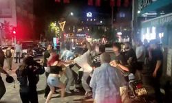 Motosiklet sürücüsü ile yaya birbirine girdi