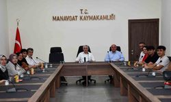 Manavgat’ın başarılı öğrencileri ödüllendirildi
