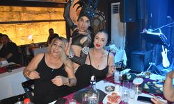 Üçkapılar'da zenne oynattı