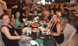 Eski Sona Meyhane'de ağırladılar