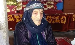 Türkiye'nin en yaşlı kadını hayatını kaybetti
