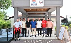 Orhan Okulu, köfte, piyaz tatlıyla uğurlandı