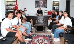 Kemerli başarılı öğrencilerden protokole ziyaret