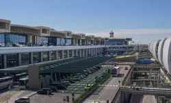 Milano Malpensa Havalimanı'nda bir yolcu yangın çıkardı