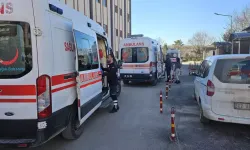 İhbara giden polis ekibi kaza yaptı