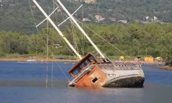 Göçmenleri taşıyan tekne alabora oldu