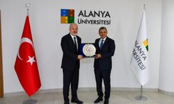 Vali Şahin: Geleceğe yatırım yapılıyor