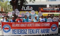 Memur Sen Antalya’da çadır kurup eylem yaptı