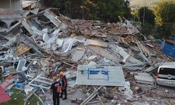 Sındırgıda'daki depremde yıkılan binayla ilgili soruşturma başlatıldı