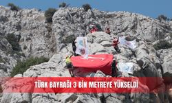 Türk Bayrağı 3 bin metreye yükseldi