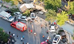 Freni patlayan kamyon 10 araca çarpıp kanala düştü