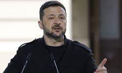Zelenskiy: "Ukraynalılar topraklarını işgalcilere hediye etmeyecek"