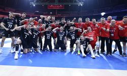 A Milli Erkek Voleybol takımı, namağlup son 16 turuna yükseldi