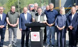 Bakan Yumaklı: İki yangın hala kontrol altında değil