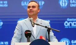 Bakan Kacır: Ay'a uzay aracı göndereceğiz