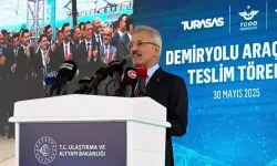 Bakan Uraloğlu: Milli Hızlı Tren ve Gaziray projesi güneş enerjisi ile üretilecek