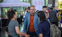 Üniversite öğrencilerine otogarda özel karşılama